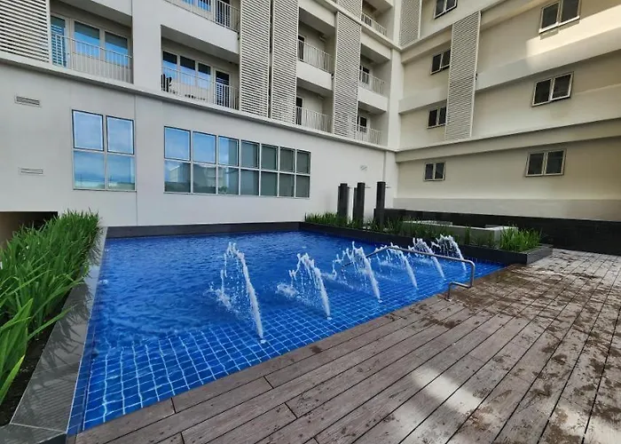 Apartment Your Stylish Escape In Park Mckinley West With Breathtaking Views *