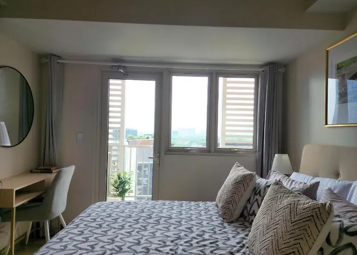 Your Stylish Escape In Park Mckinley West With Breathtaking Views * Manila
